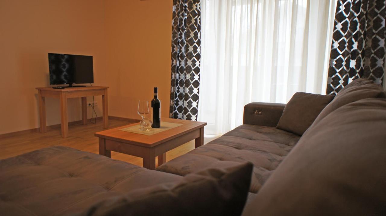 Hotel Heimfeld Restaurant Cafe Garching an Der Alz 외부 사진