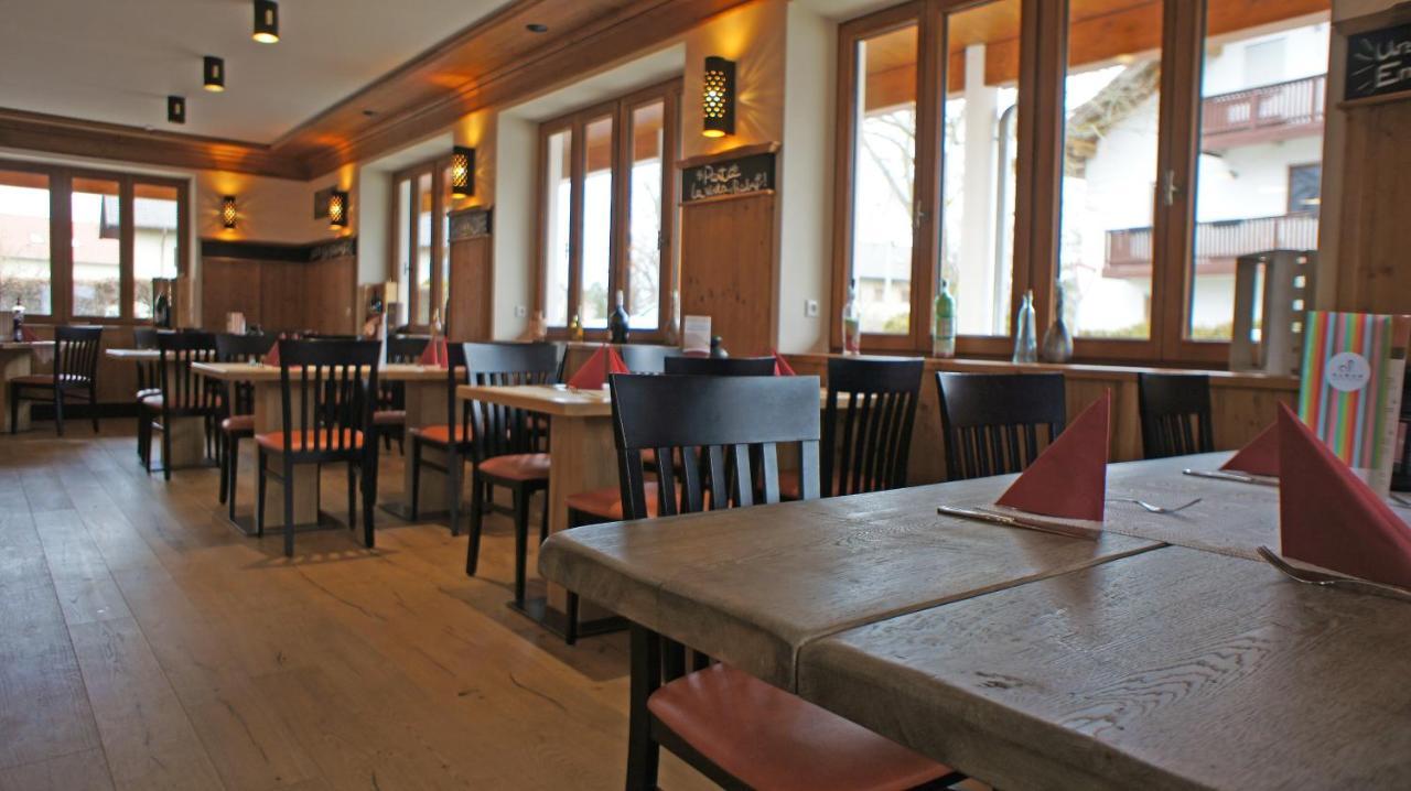 Hotel Heimfeld Restaurant Cafe Garching an Der Alz 외부 사진