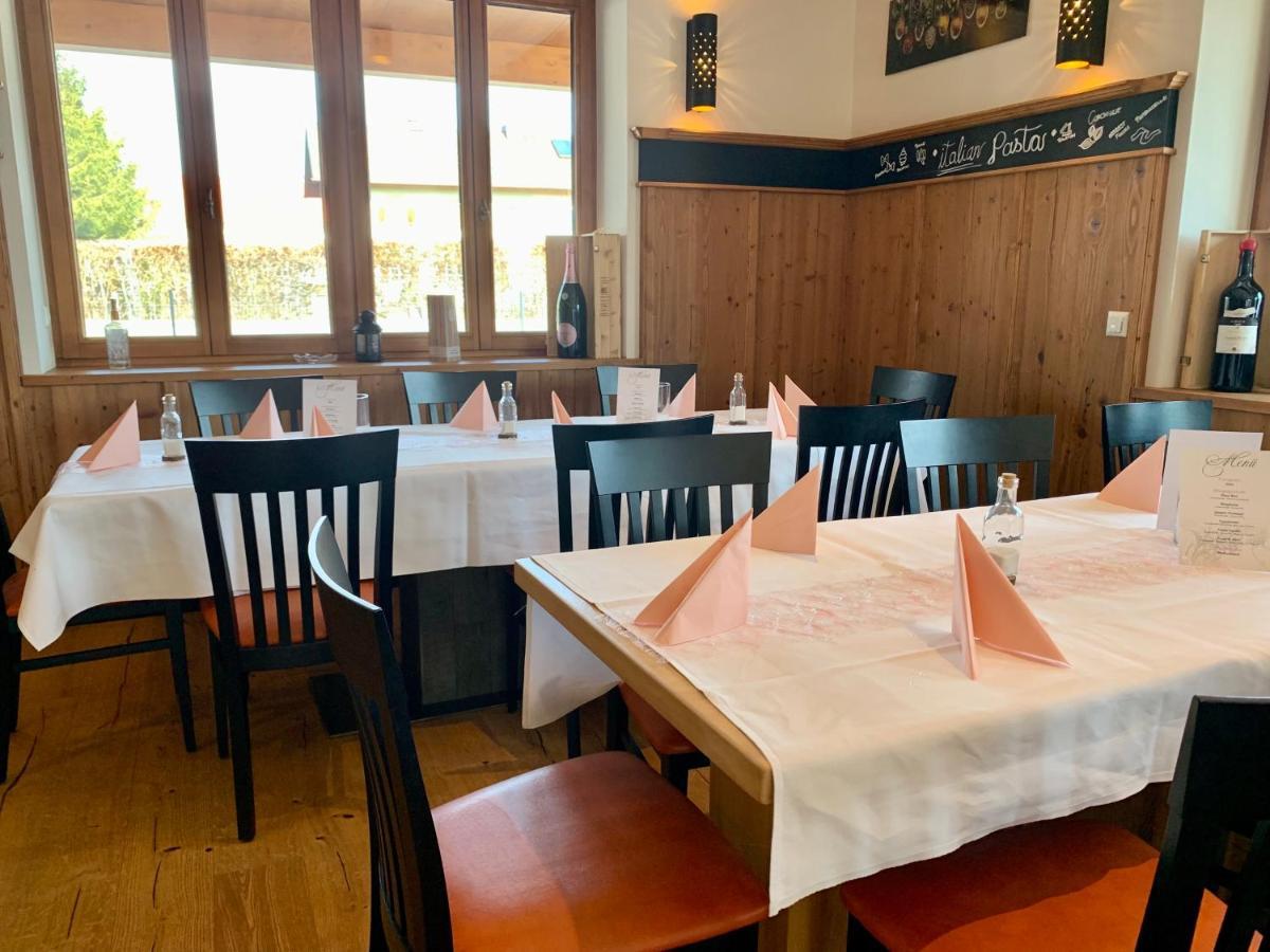Hotel Heimfeld Restaurant Cafe Garching an Der Alz 외부 사진