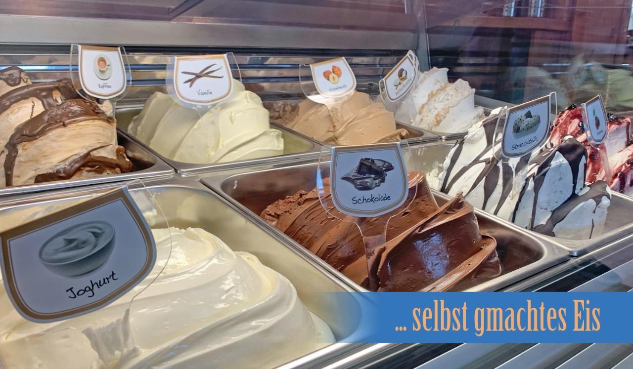 Hotel Heimfeld Restaurant Cafe Garching an Der Alz 외부 사진